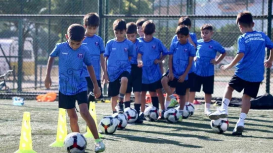 Didim Belediyesi yaz spor okulları sürüyor