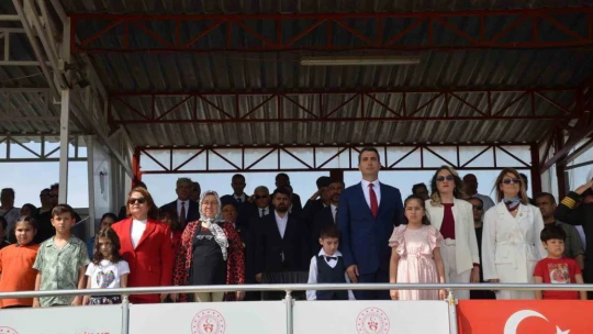 Didim'de 23 Nisan kutlamaları renkli geçti