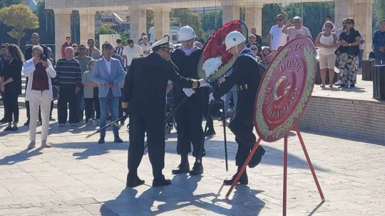 Didim'de 29 Ekim Cumhuriyet Bayramı kutlamaları çelenk töreni ile başladı