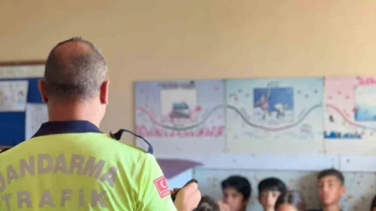 Didim'de 62 öğrenci 'trafik dedektifi' oldu