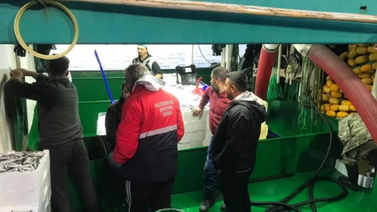 Didim'de balıkçı tekneleri denetlendi