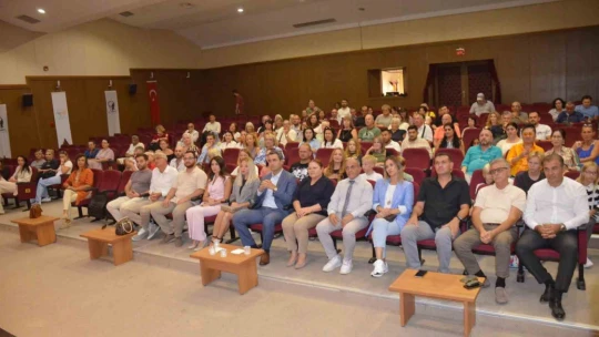 Didim'de festivale katkı sunanlar onurlandırıldı