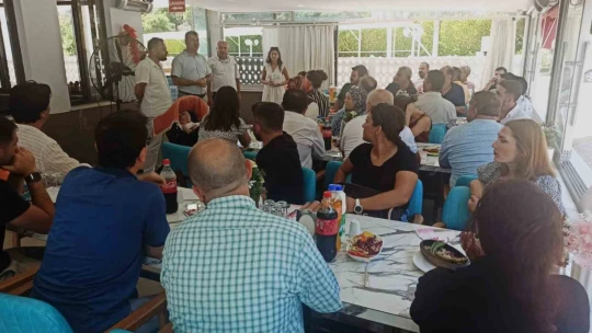 Didim'de görev yeri değişen şube müdürlerine veda yemeği
