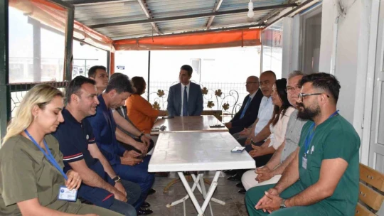 Didim'de hayvan barınağı denetlendi