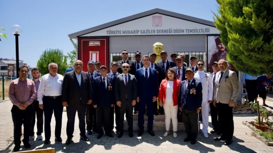 Didim'de ilçe protokolü bayramlaştı
