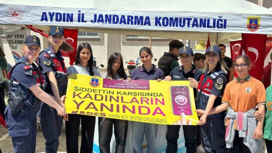 Didim'de öğrencilere jandarma ve sahil güvenlik tanıtıldı
