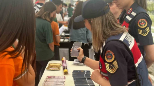 Didim'de öğrencilere jandarma ve sahil güvenlik tanıtıldı
