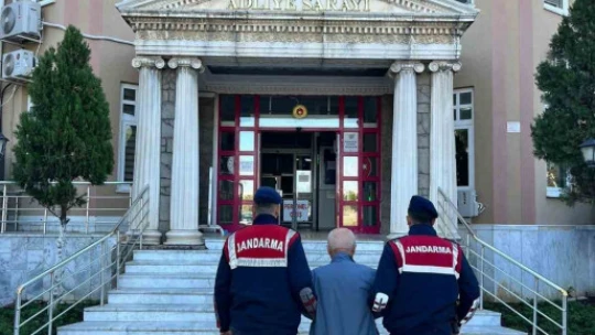 Didim'de otomobile zulalanmış 3,5 kilo uyuşturucu yakalandı