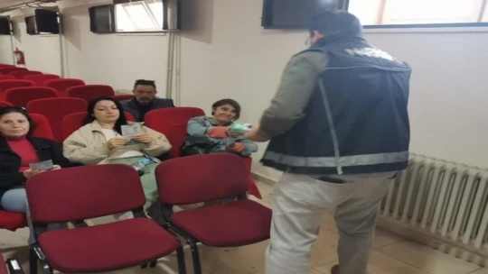 Didim'de polis ekipleri velileri bilgilendirdi