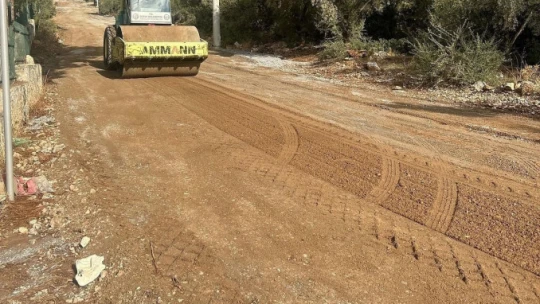 Didim'de sağanak yağıştan sonra zarar gören yollar onarıldı