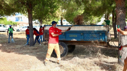 Didim'de yangınlara karşı örnek dayanışma