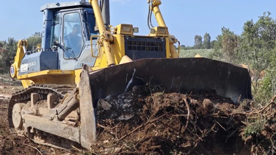 Didim'de yol çalışmaları devam ediyor
