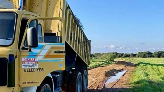 Didim'de yol yapım çalışmaları sürüyor