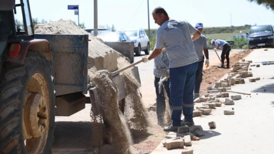 Didim'de yol yapım çalışmaları tüm hızıyla sürüyor