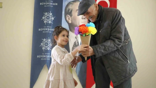 Didim Huzurevi sakinleri unutulmadı