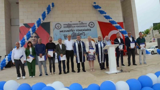 Didim MYO'da mezuniyet coşkusu
