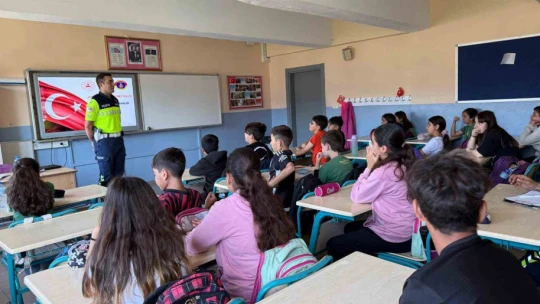 Didim ve Bozdoğan'da öğrencilere trafik kuralları anlatıldı