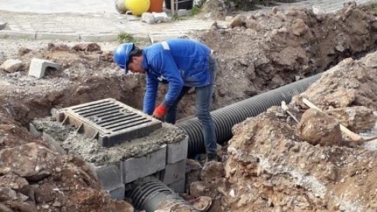 ASKİ çalışıyor Aydın'ın altyapısı yenileniyor