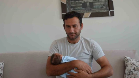 Didimli aile yeni doğan bebeklerinin başındaki dikiş izlerini araştırıyor