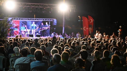Didimliler Büyükşehir'in Yaz Konseri ile coştu