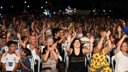 Didimliler Büyükşehir'in Yaz Konseri ile coştu