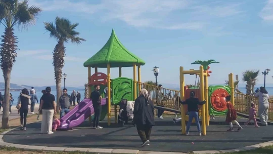 Didimliler güzel havanın tadını çıkardı