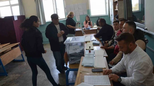 Didimliler sandık başında
