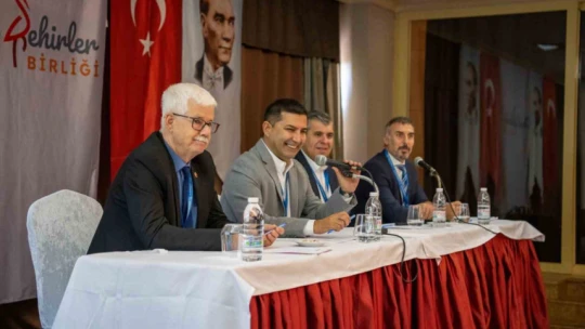 Doğal Şehirler Birliği başkanları Kuşadası'nda bir araya geldi