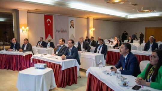 Doğal Şehirler Birliği başkanları Kuşadası'nda bir araya geldi