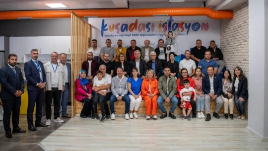 Doğal Şehirler Birliği'ne üye belediye başkanları Kuşadası'na hayran kaldı