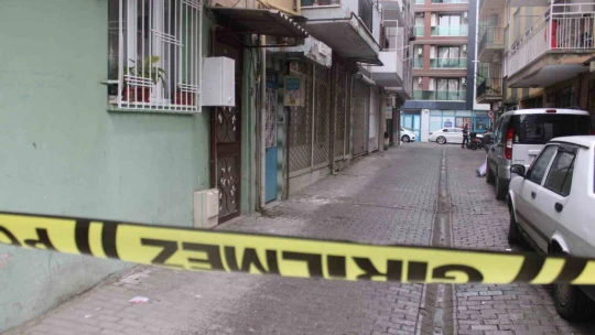 Doğalgaz kutusu üzerinde unutulan çanta, ekipleri harekete geçirdi