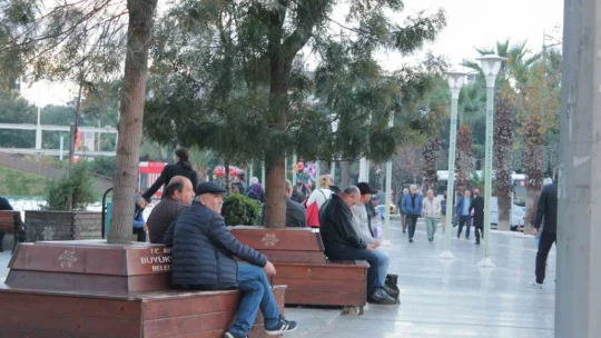 Doğu'da kar, Aydın'da bahar
