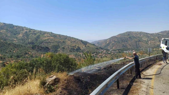 Dumanı gören bölgeye koştu, yangın kısa sürede söndürüldü