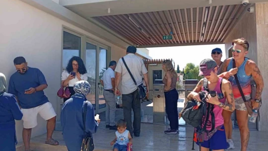 Dünyanın ilk kehanet merkezi Apollon Tapınağı, ziyarete açıldı