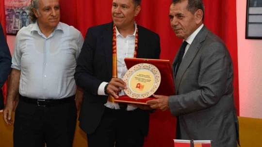 Dursun Özbek: 'Milli takımın morale ihtiyacı var'