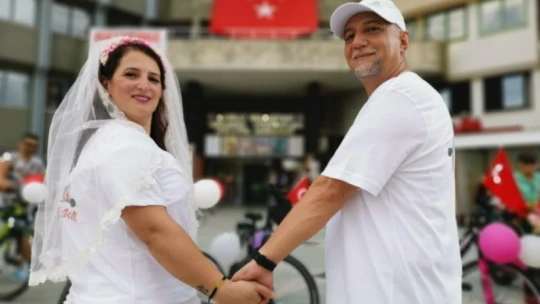 Mutluluğa pedal çevirdiler