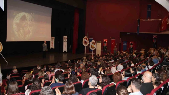 Eczacı Odası'nın etkinliğine Aydınlılardan yoğun ilgi