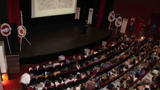 Eczacı Odası'nın etkinliğine Aydınlılardan yoğun ilgi