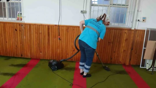 Efeler Belediyesi ibadethanelerin temizliklerini sürdürüyor