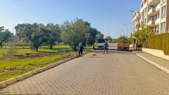 Efeler Belediyesi mahallelerdeki temizlik çalışmalarını sürdürüyor