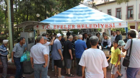 Efeler Belediyesi'nden aşure hayrı