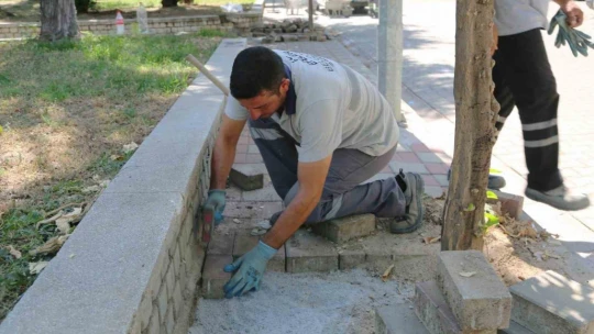 Efeler Belediyesi'nden kaldırım düzenlemesi