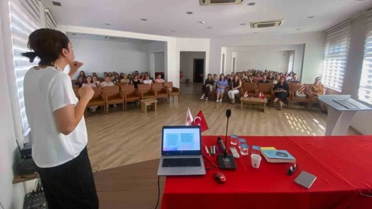 Efeler Belediyesi'nin öğretmenleri hizmet içi eğitimlerini sürdürüyor