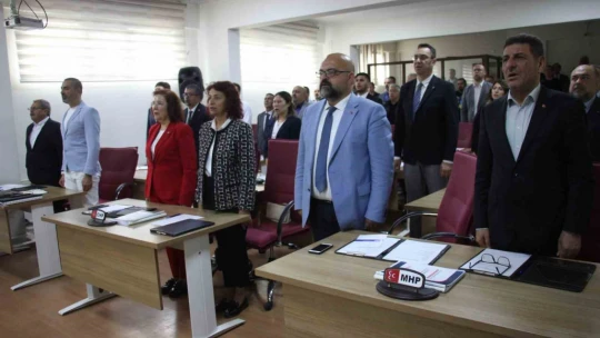Efeler Belediyesi'nin yeni dönem ilk meclis toplantısı yapıldı