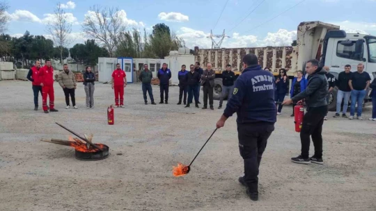 Efeler Belediyesi personeline yangın eğitimi
