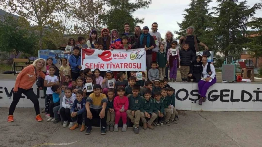 Efeler Belediyesi Şehir Tiyatrosu, çocuklarla buluştu