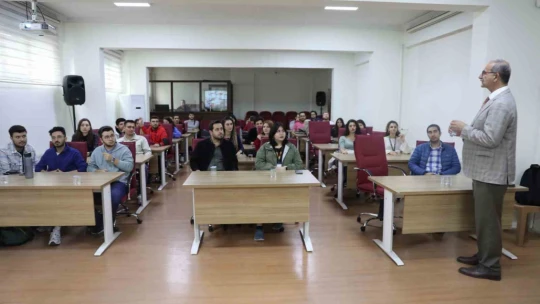 Efeler Belediyesi tıp öğrencilerini ağırladı