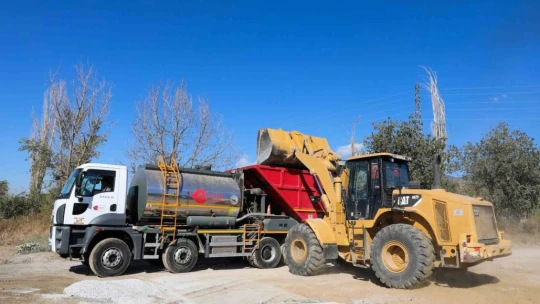 Efeler Belediyesi Umurlu Mahallesi'nde yol çalışmaları gerçekleştirdi