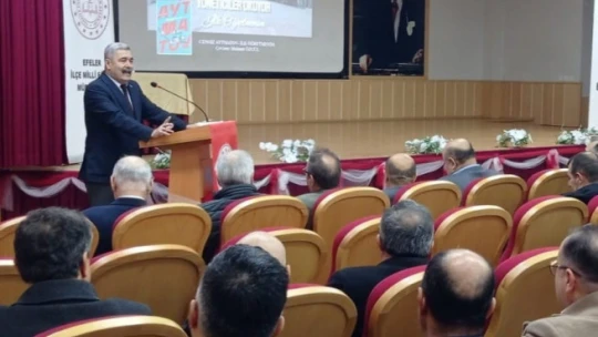 Efeler'de 'Yöneticiler Okuyor' projesinin ikinci toplantısı yapıldı
