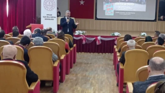 Efeler'de 'Yöneticiler Okuyor' projesinin ikinci toplantısı yapıldı